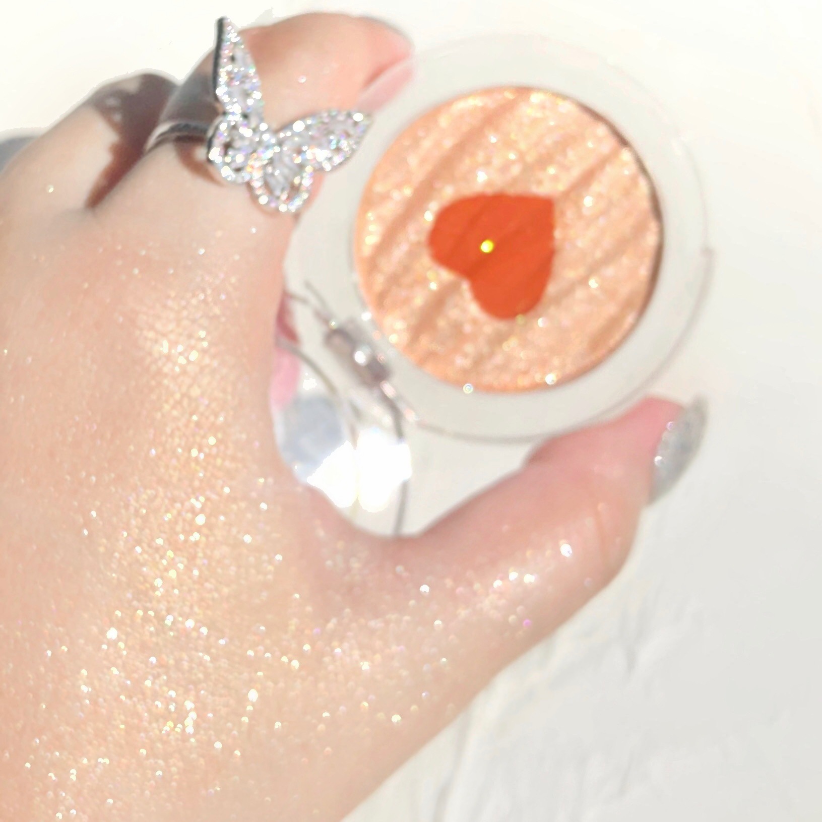 Phấn Bắt Sáng Kiêm Phấn Má Hình Trái Tim Sweet Mint