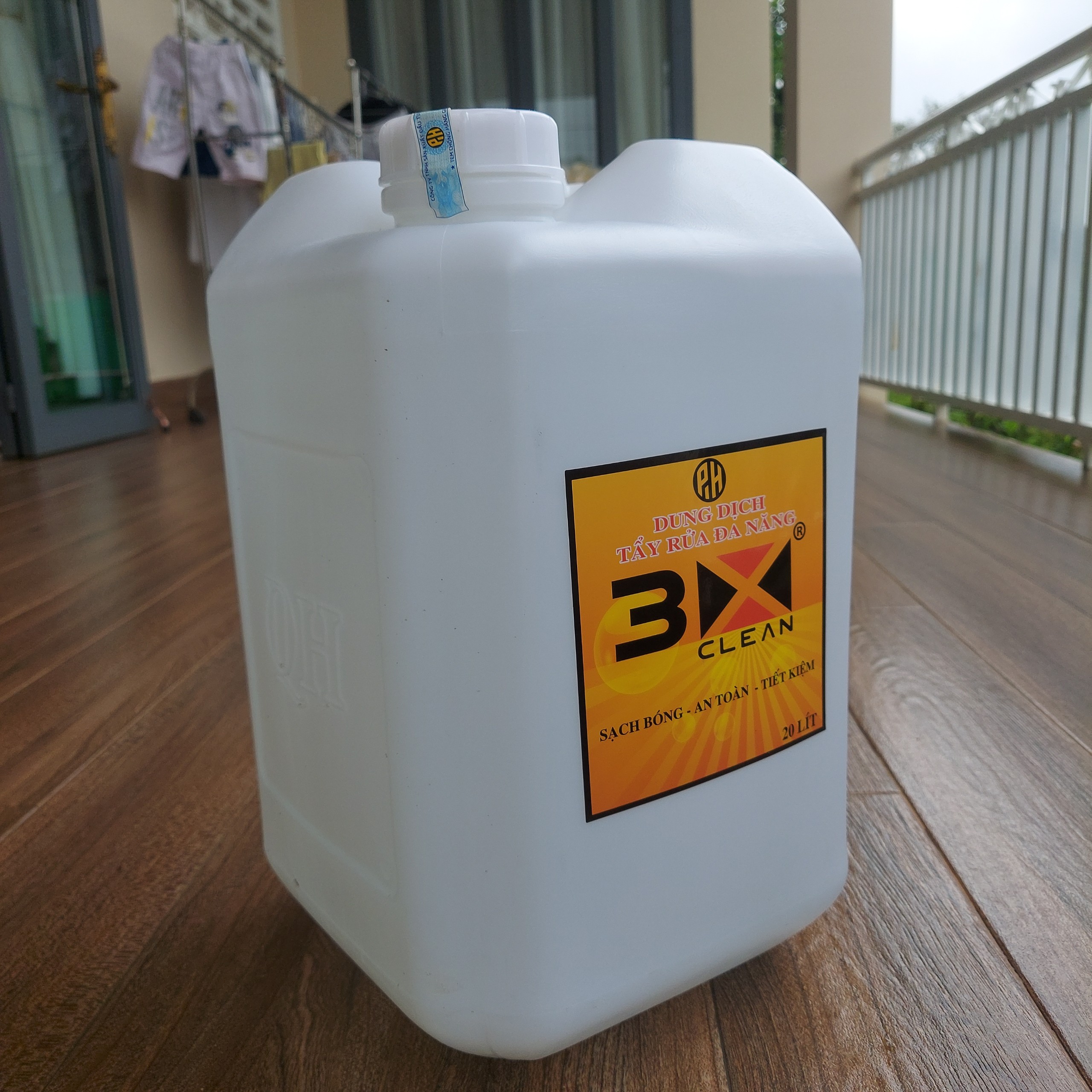 NƯỚC TẨY RỬA ĐA NĂNG 3X CLEAN CAN 20 LÍT