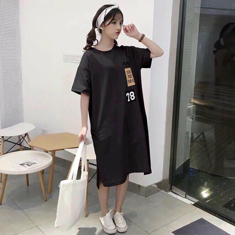 Đầm suông in chữ 2 mặt xẻ tà hót hít