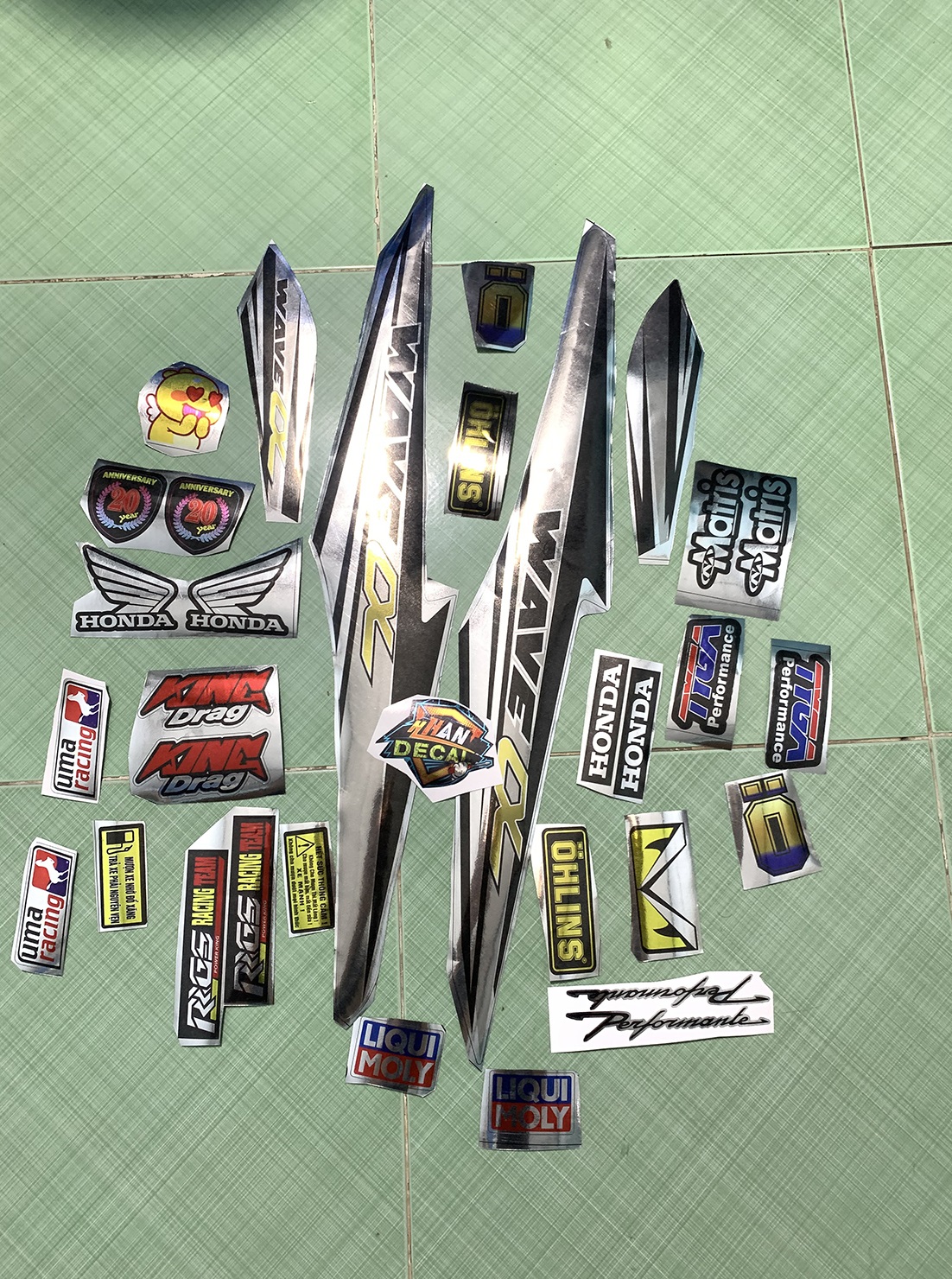 Tem wave alpha xám đen 2006-2021