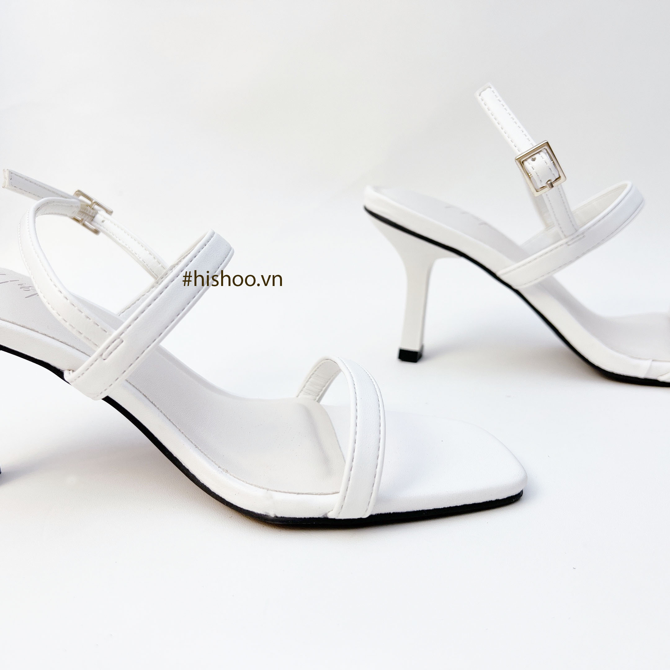 Giày sandal cao gót HISHOO mũi vuông phối dây cao 7cm màu nude s170