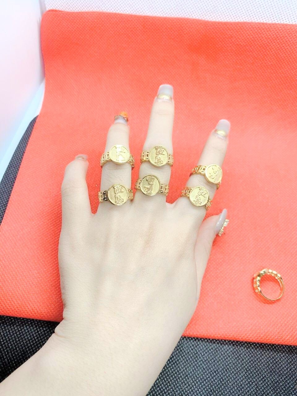 (Có ký hiệu-Không phai màu) Nhẫn Kiểu Tài Lộc Vonfram cao cấp- Dùng tắm rửa thoải mái không phai màu, bao dùng 5 năm