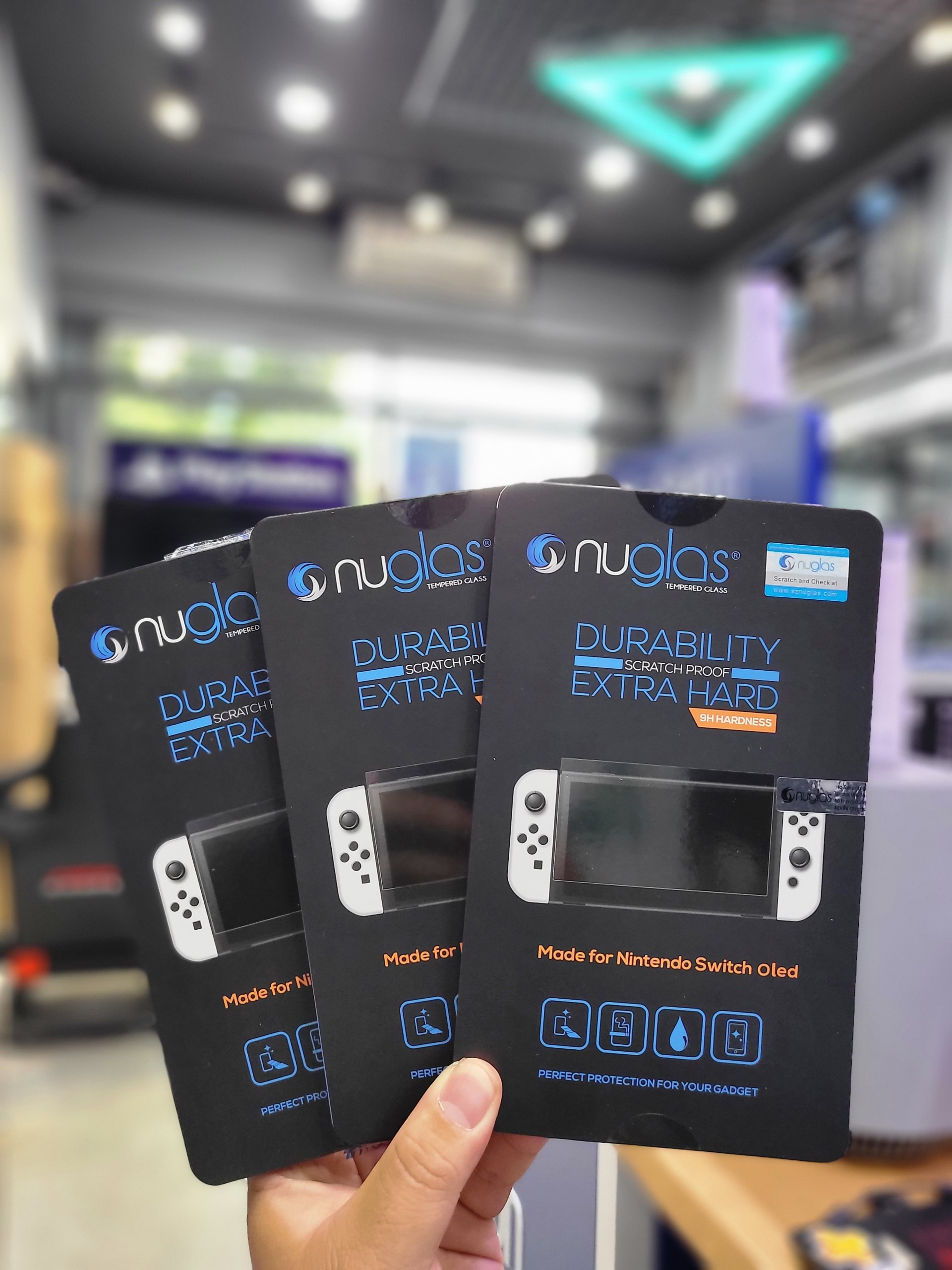 Cường Lực Nintendo Switch Oled thương hiệu Nuglas