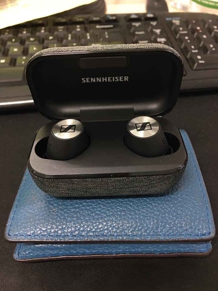Tai nghe Sennheiser Momentum True Wireless 2
