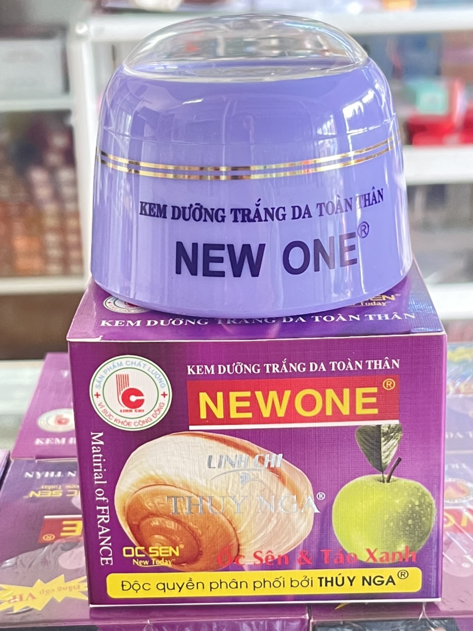 Kem newone linh chi thúy nga dưỡng trắng da toàn thân