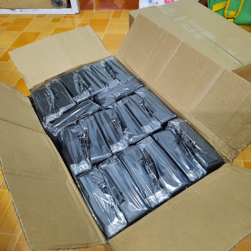 Bộ sạc 2 pin 3.7v 18650, 18670, 18500 14500 16340 10440 sạc đồng thời 2 pin