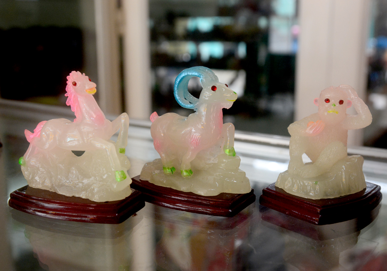 [HCM]Một tượng con giáp dạ quang