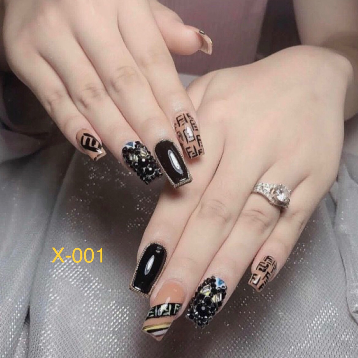 Móng tay giả- nail thiết kế- mã x001- bộ 24 móng đủ size