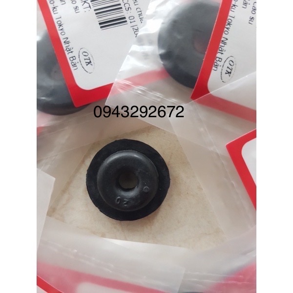 Cao Su Bắt Mặt Nạ Xe Dream Honda ( 64315GB4000 )