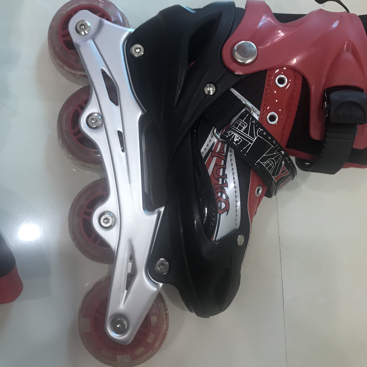 Combo Giày Trượt Patin 3in1 Màu Đỏ