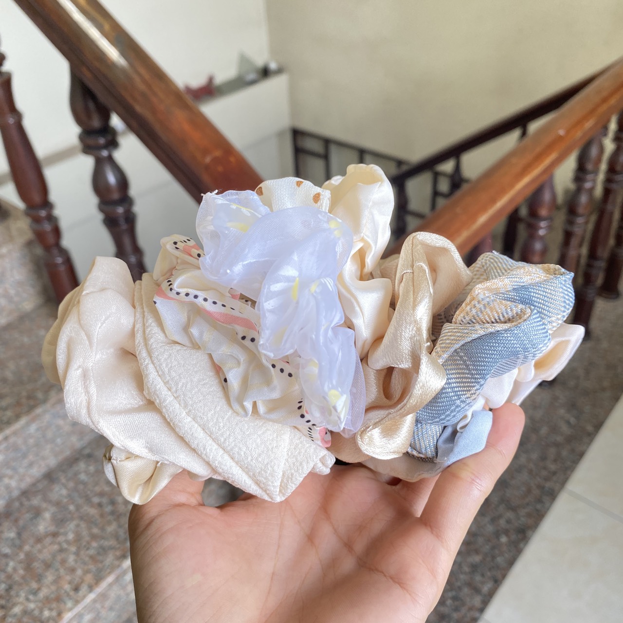 Set 10 dây buộc tóc scrunchies dễ thương