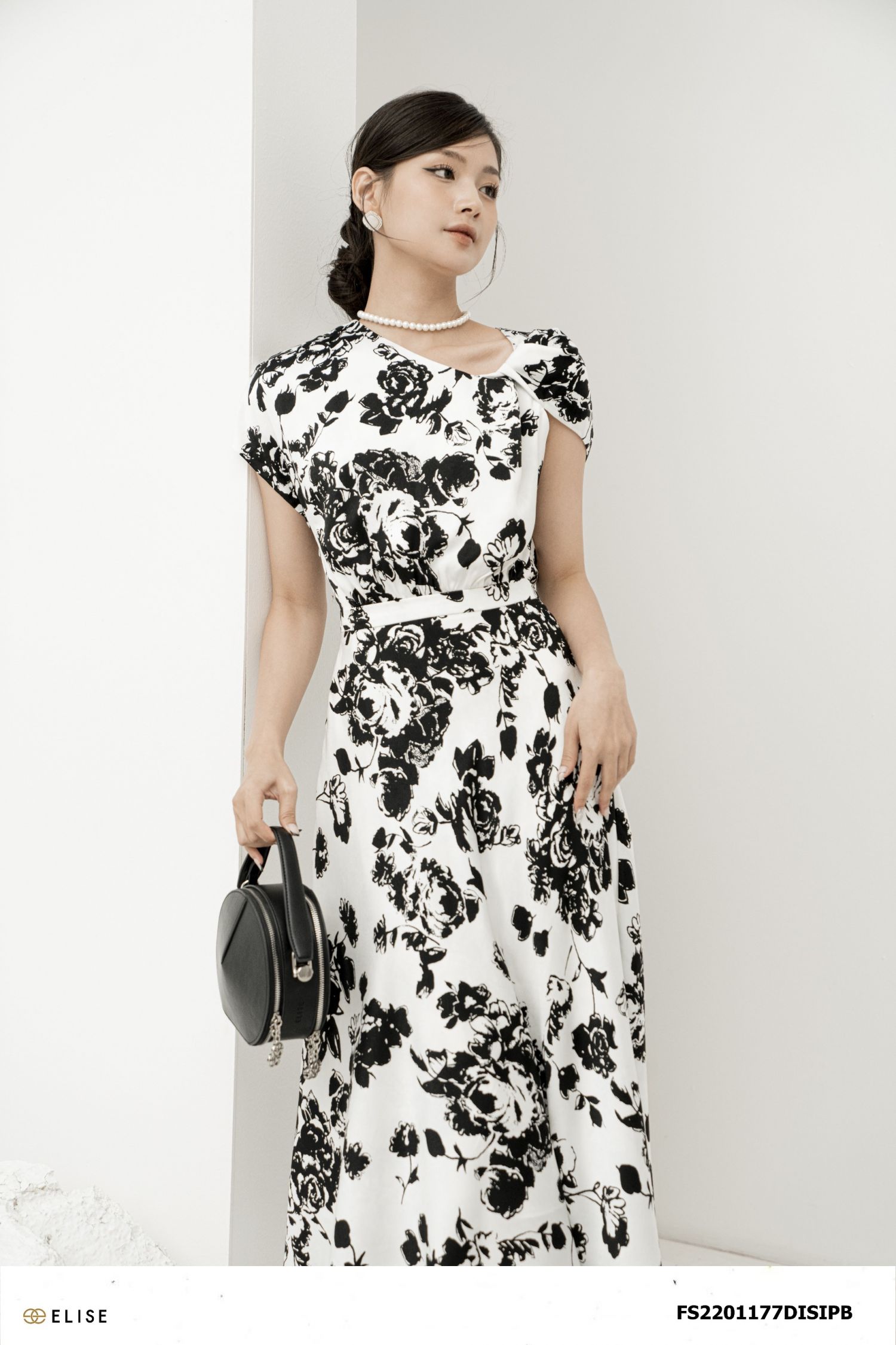 Chân váy hoa nhí dài vintage Bigsize hai lớp lụa hàn dáng xòe đen trắng  CV124  MixASale