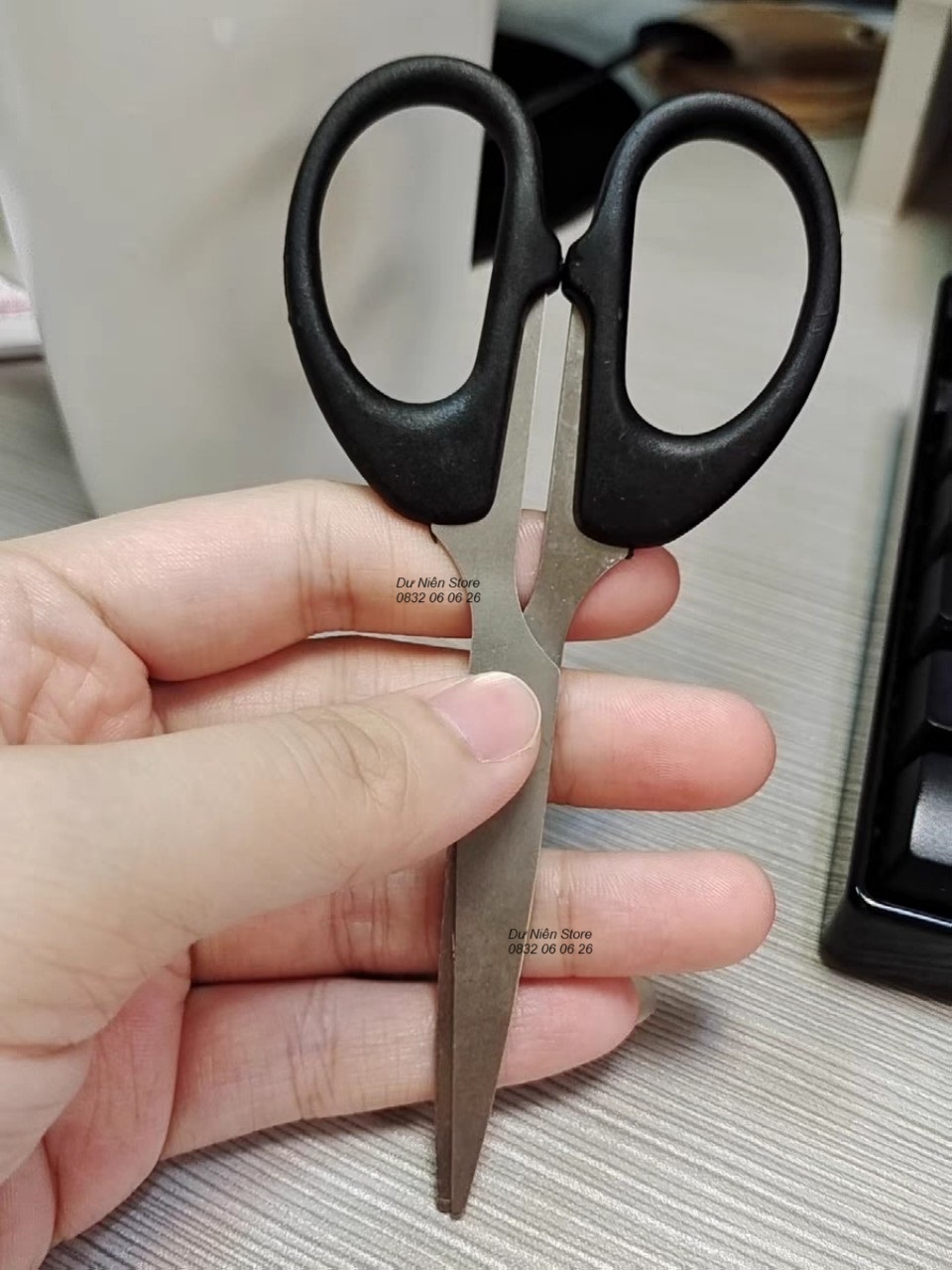Student Paper Cutting Scissors.