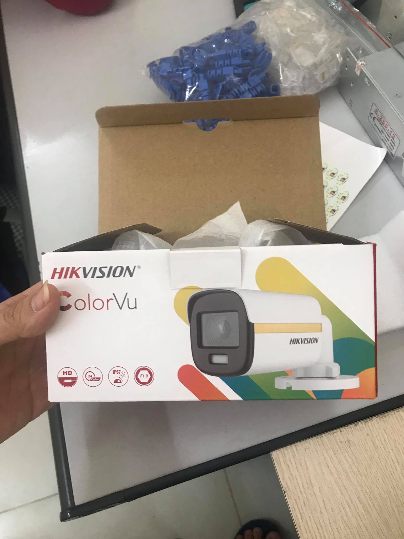 Camera quan sát analog HD Hikvision DS-2CE10DF3T-F (Camera ColorVu thế hệ mới, 2 MP )
