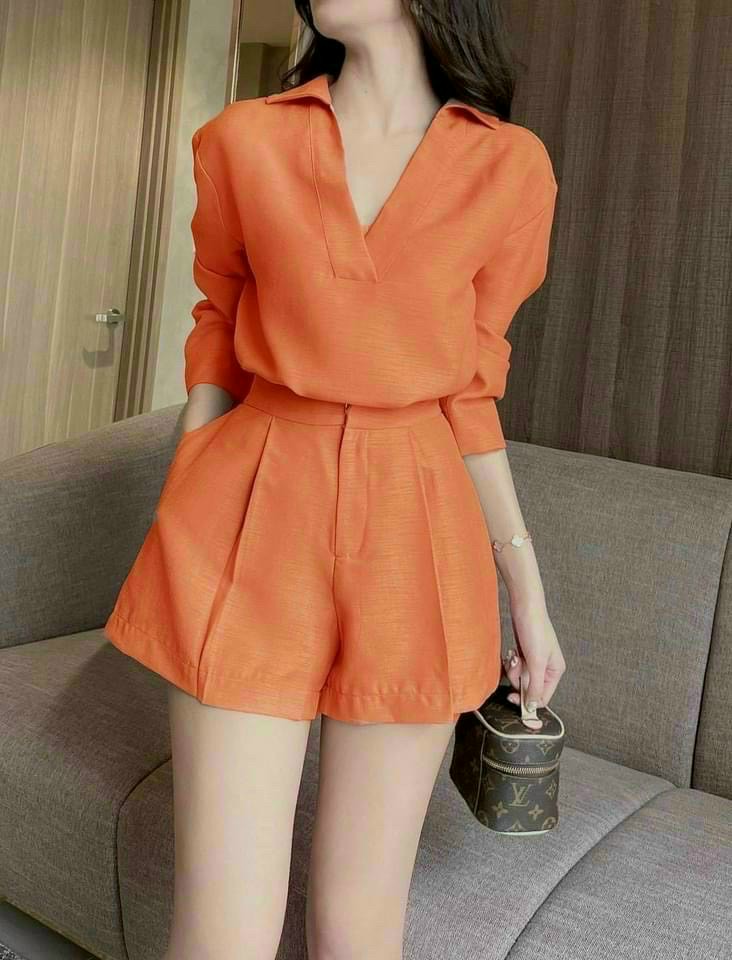 sét  đùi cổ v tay dài cực xinh