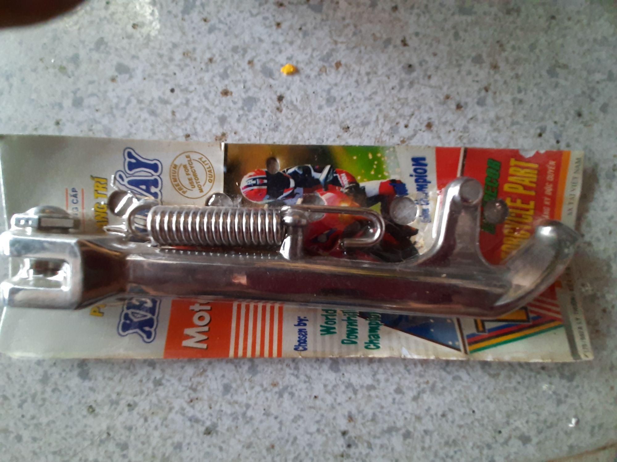 [HCM]Chân chống Inox cho xe máy