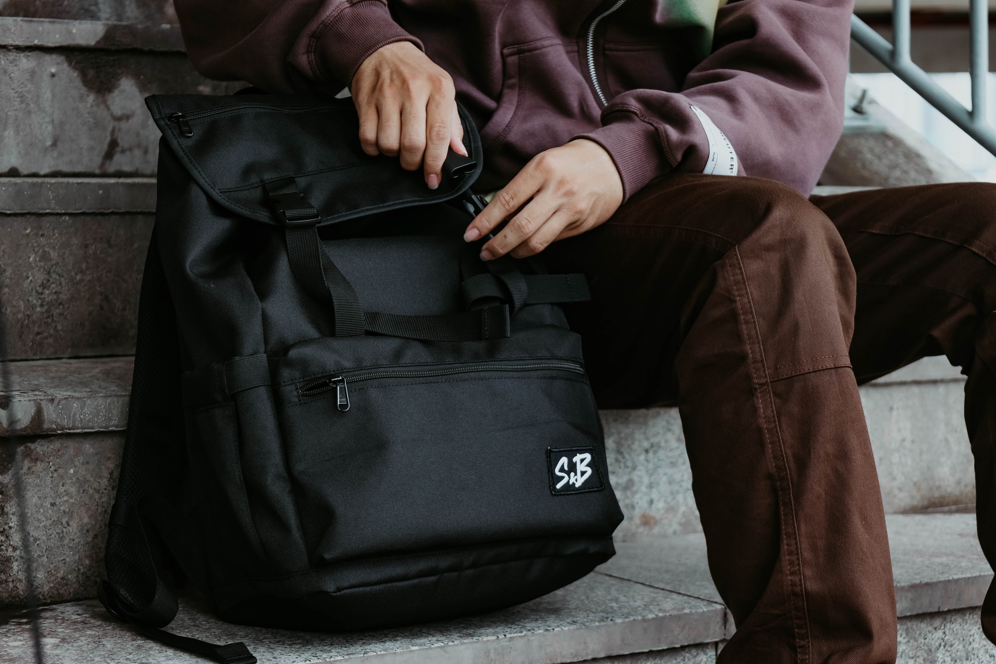 Balo Essentials Backpack chính hãng thương hiệu S&B màu đen
