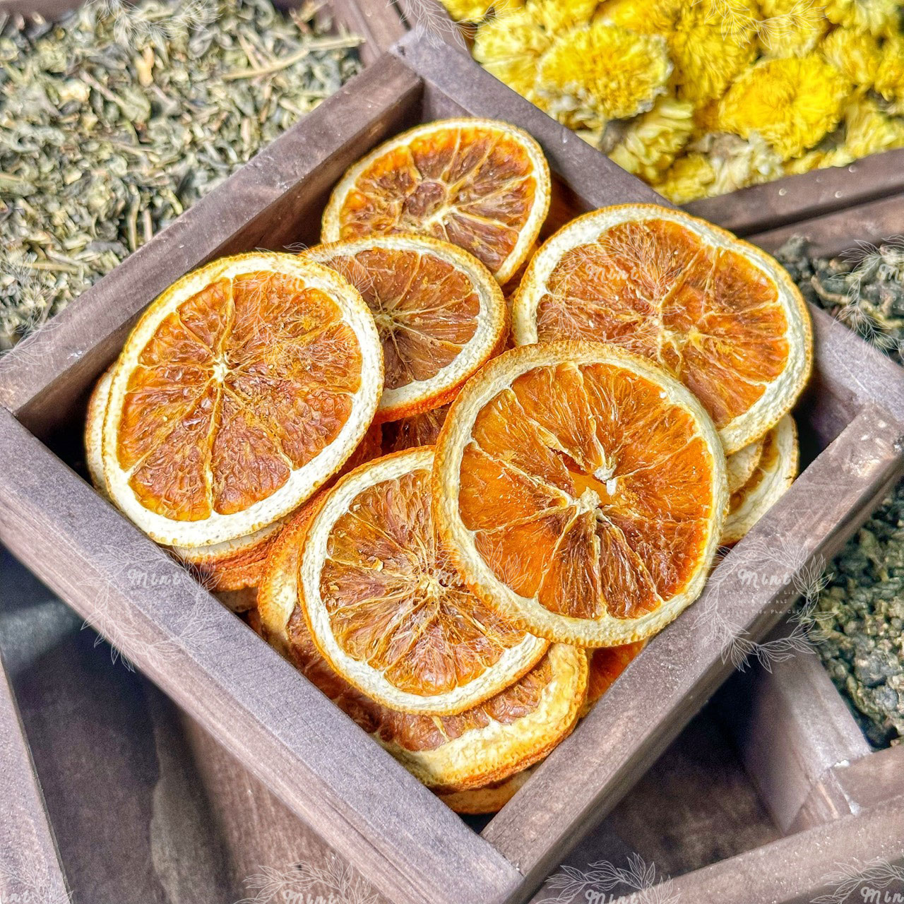 Cam Lát Vàng Sấy Khô (Cam Vàng Sấy Lạnh) - Túi 500gr