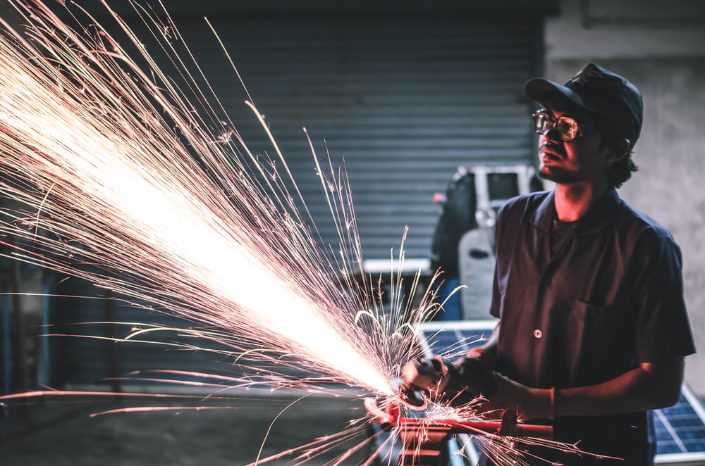 Kính bảo hộ màu đen đài loan