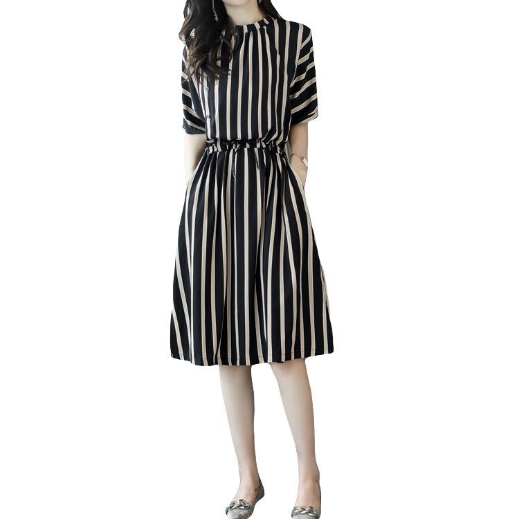 Đầm Chiffon trắng đen họa tiết sọc đứng HLS006