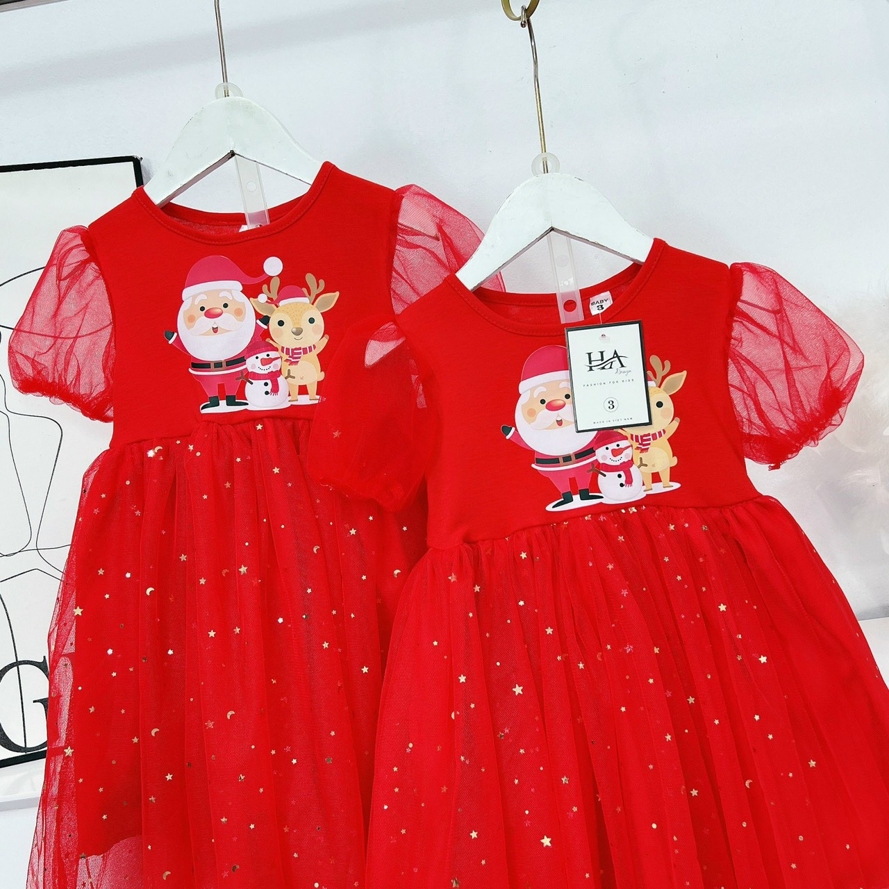 Đầm voan đỏ Noel ánh sao