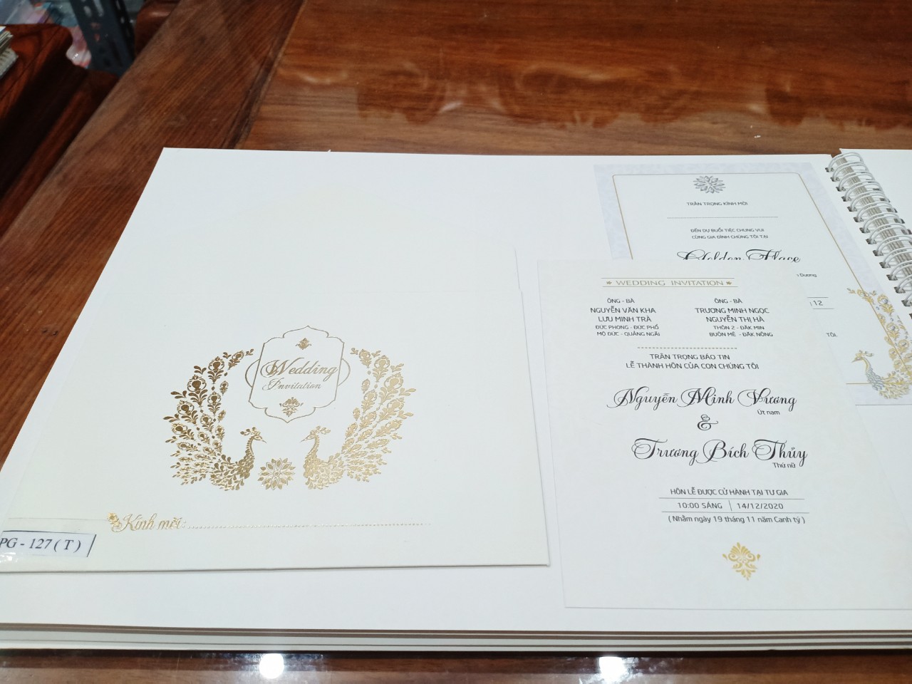 Thiệp Cưới Giá Rẻ - 033.5000.511