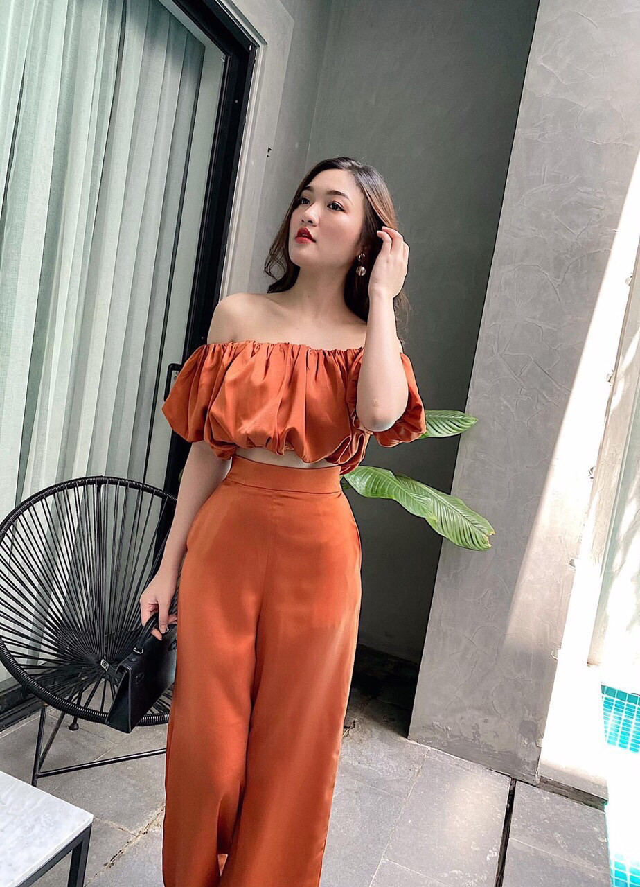 Sét Bộ Voan Hot Trend Áo Trễ Vai Trái Bí Phối Quần Ống Rộng Fashion TTSA0688