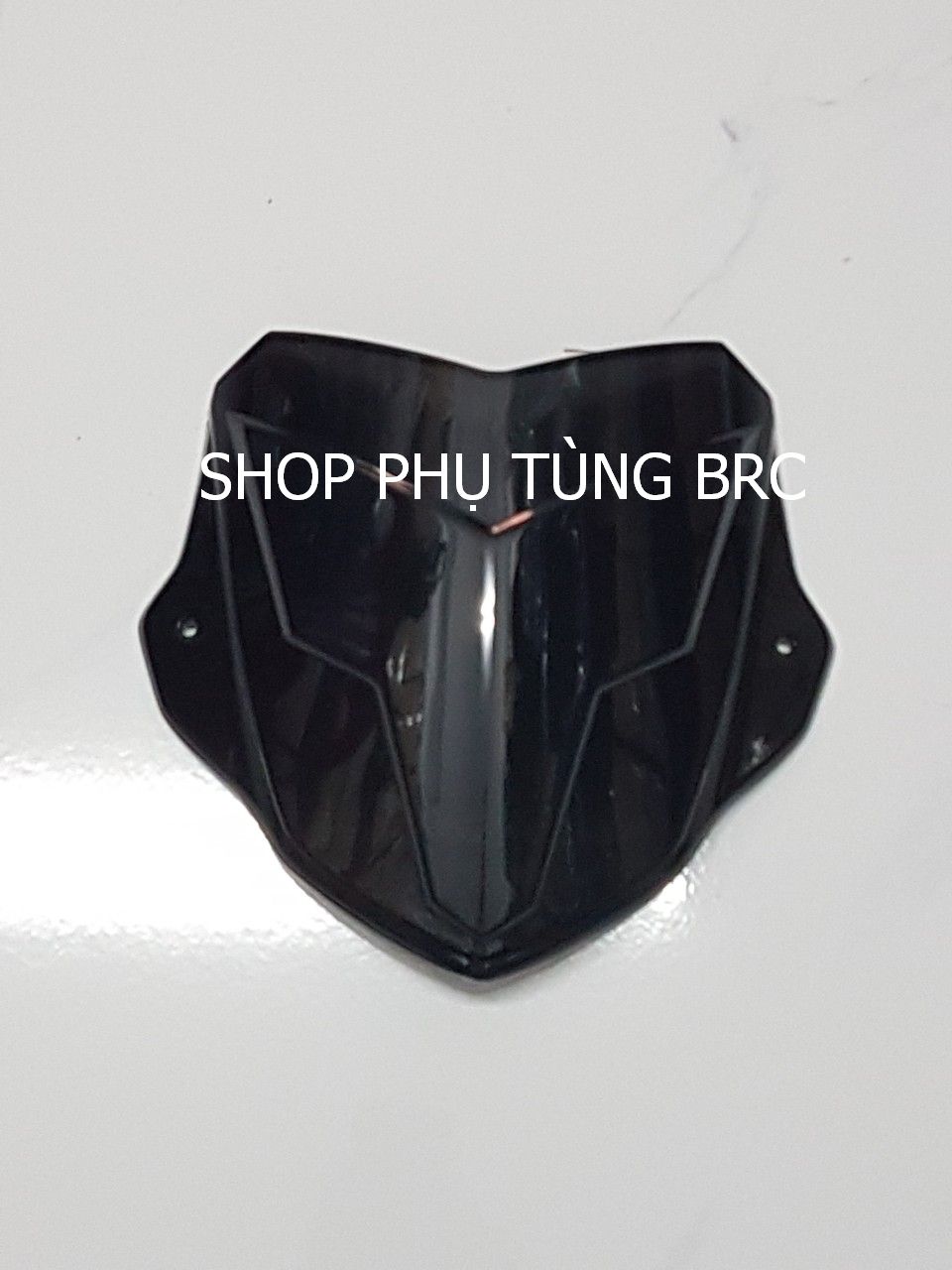 Mão pha lê trang trí xe exciter 155