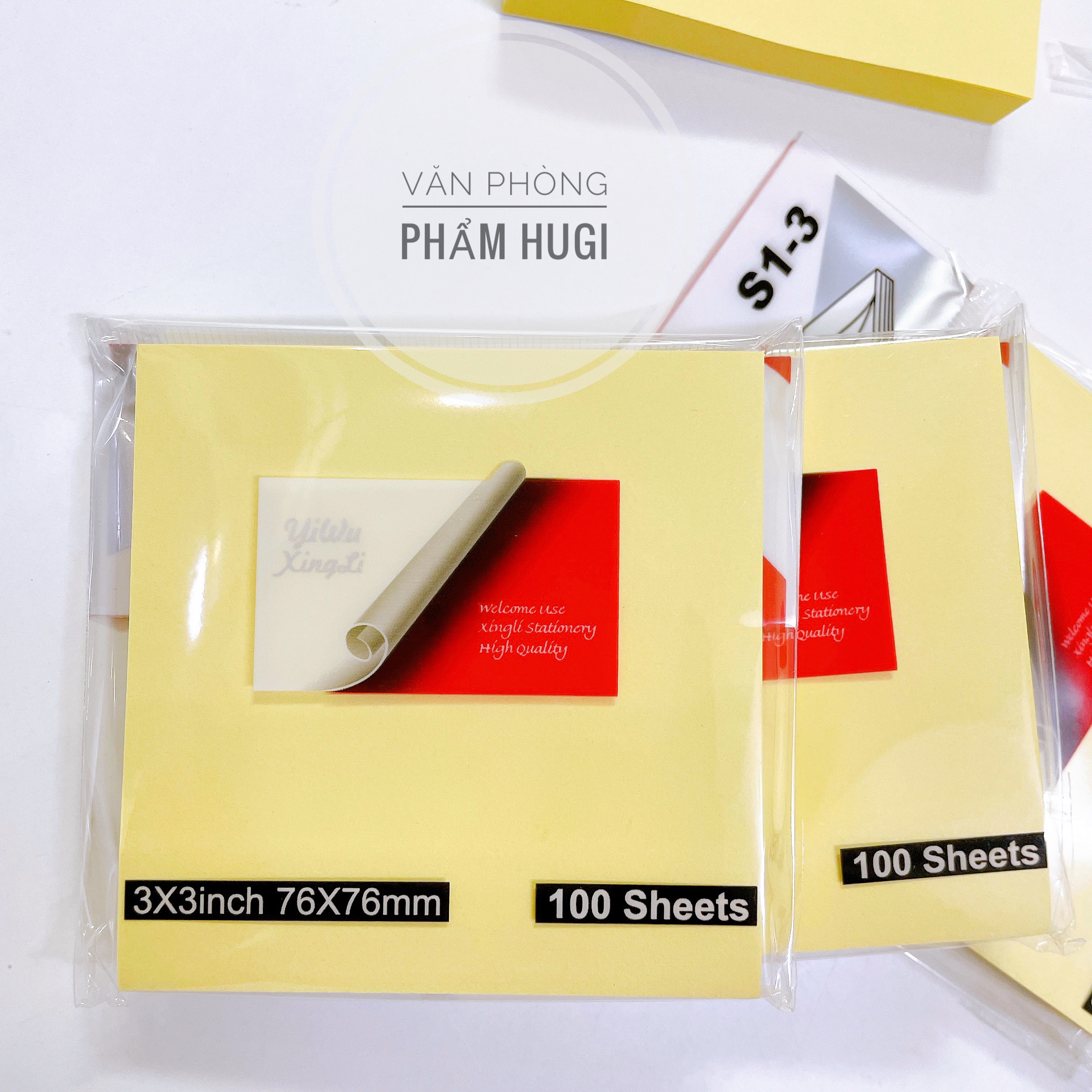 Square gold sticky notes (76x76mm) approximately 100 sheets