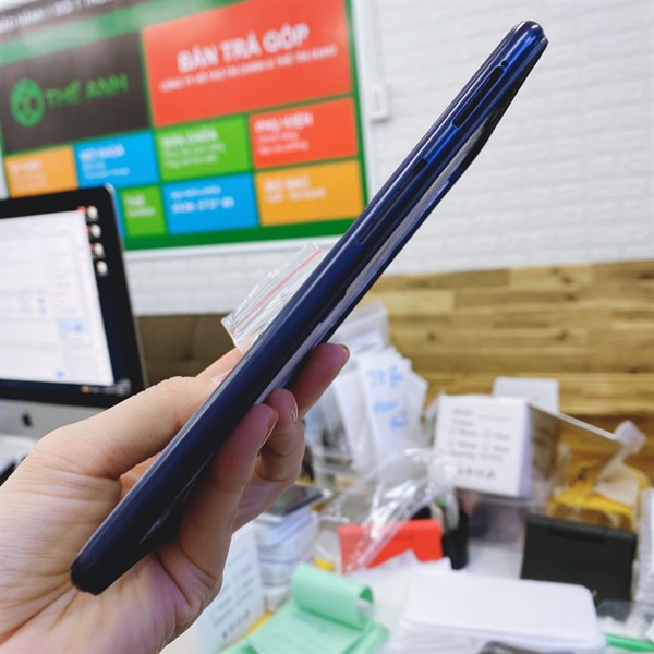Bộ vỏ oppo a3s chọt sim trên