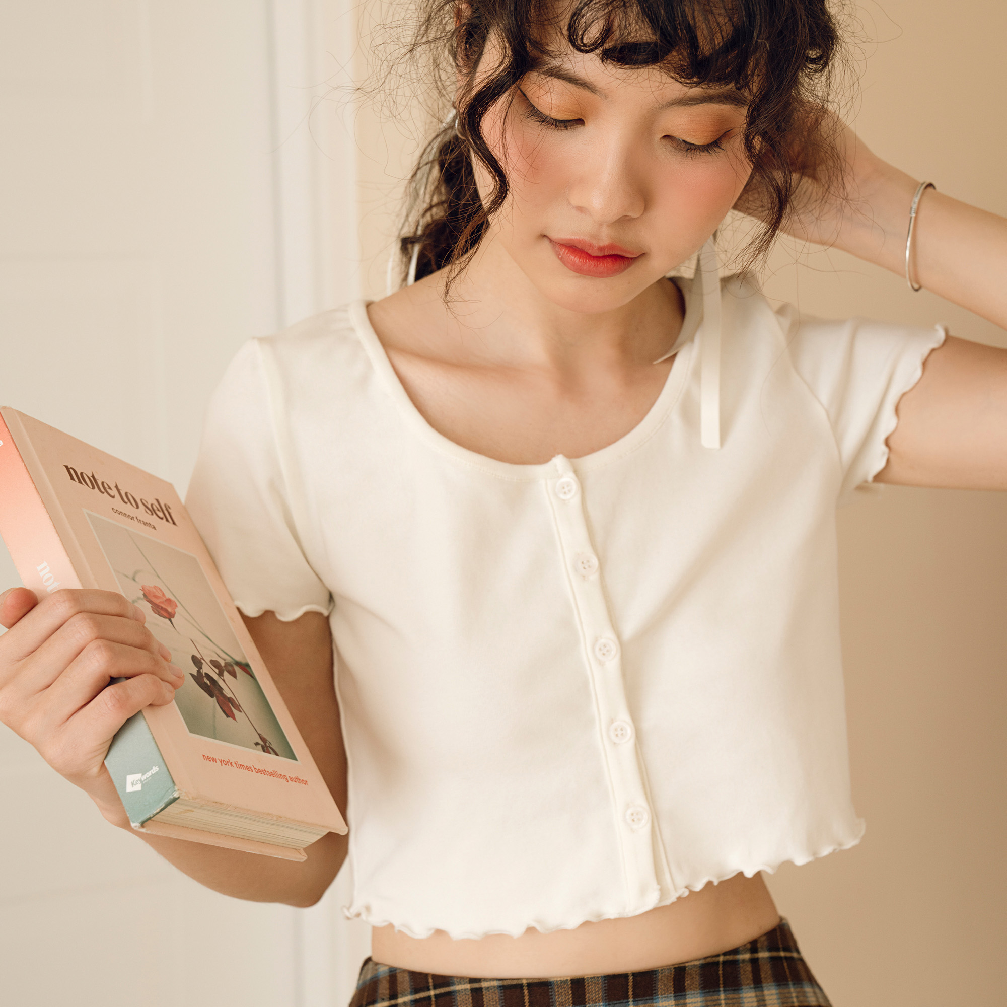 BLEUBIRD Áo thun crop top cài khuy Tiny Croptop