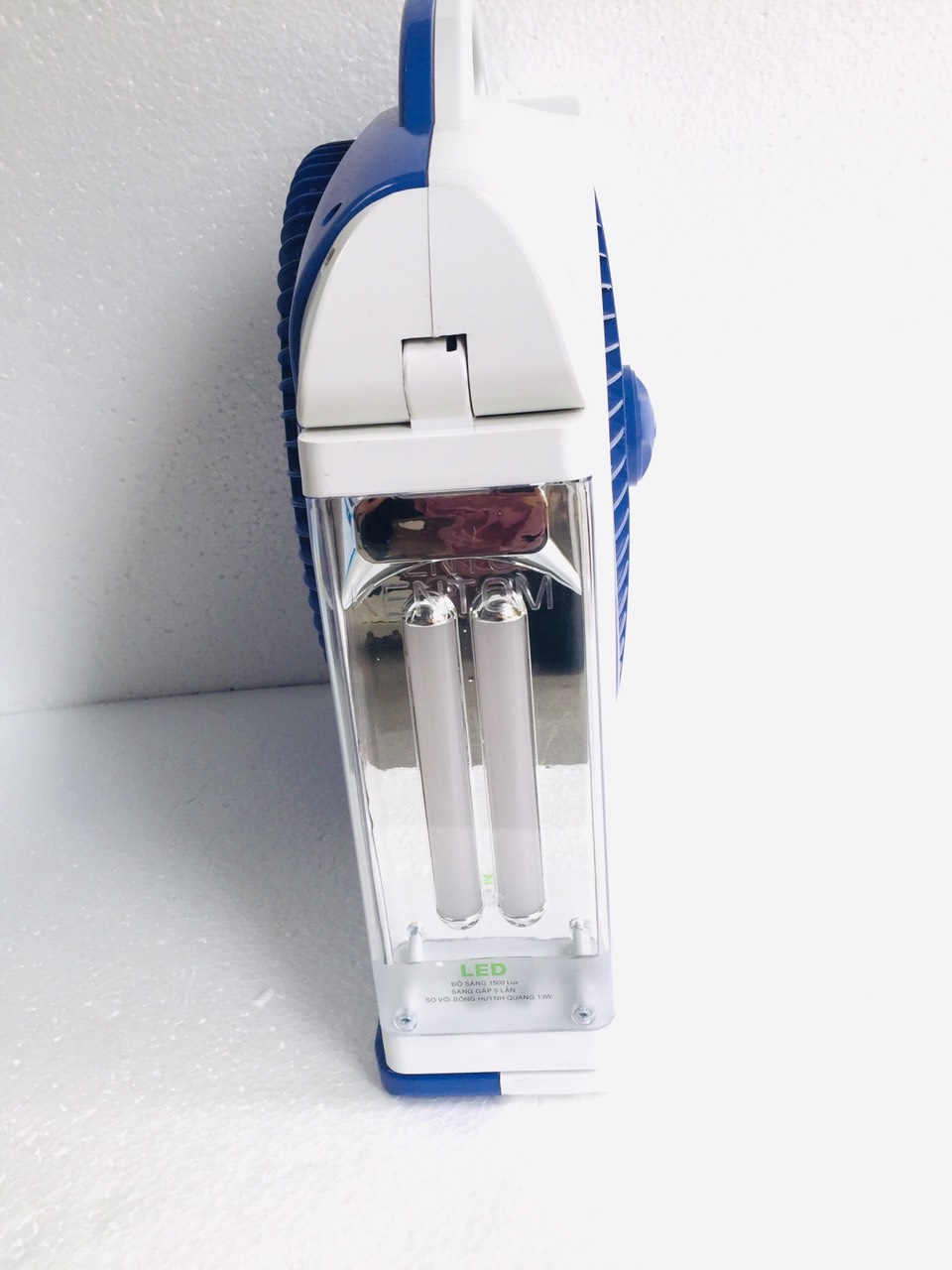 [HCM]Quạt sạc kiêm đèn sạc Kentom KT9100 2 bình (Trắng)