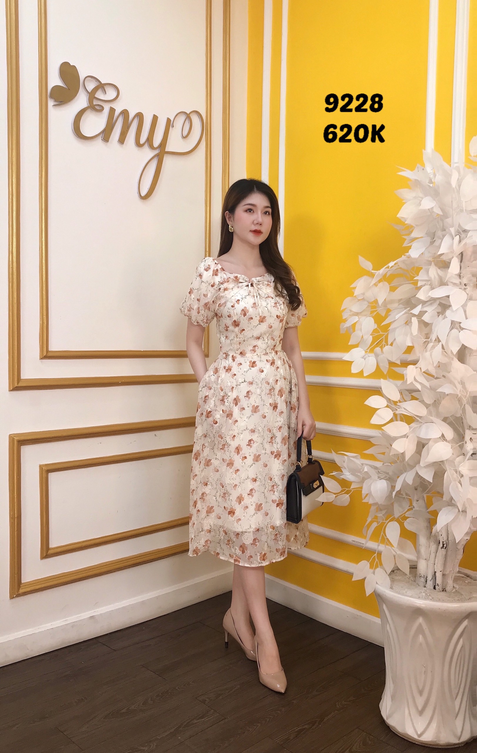 Đầm EMY EM9228 Xoè Cổ Vuông Phối Nơ