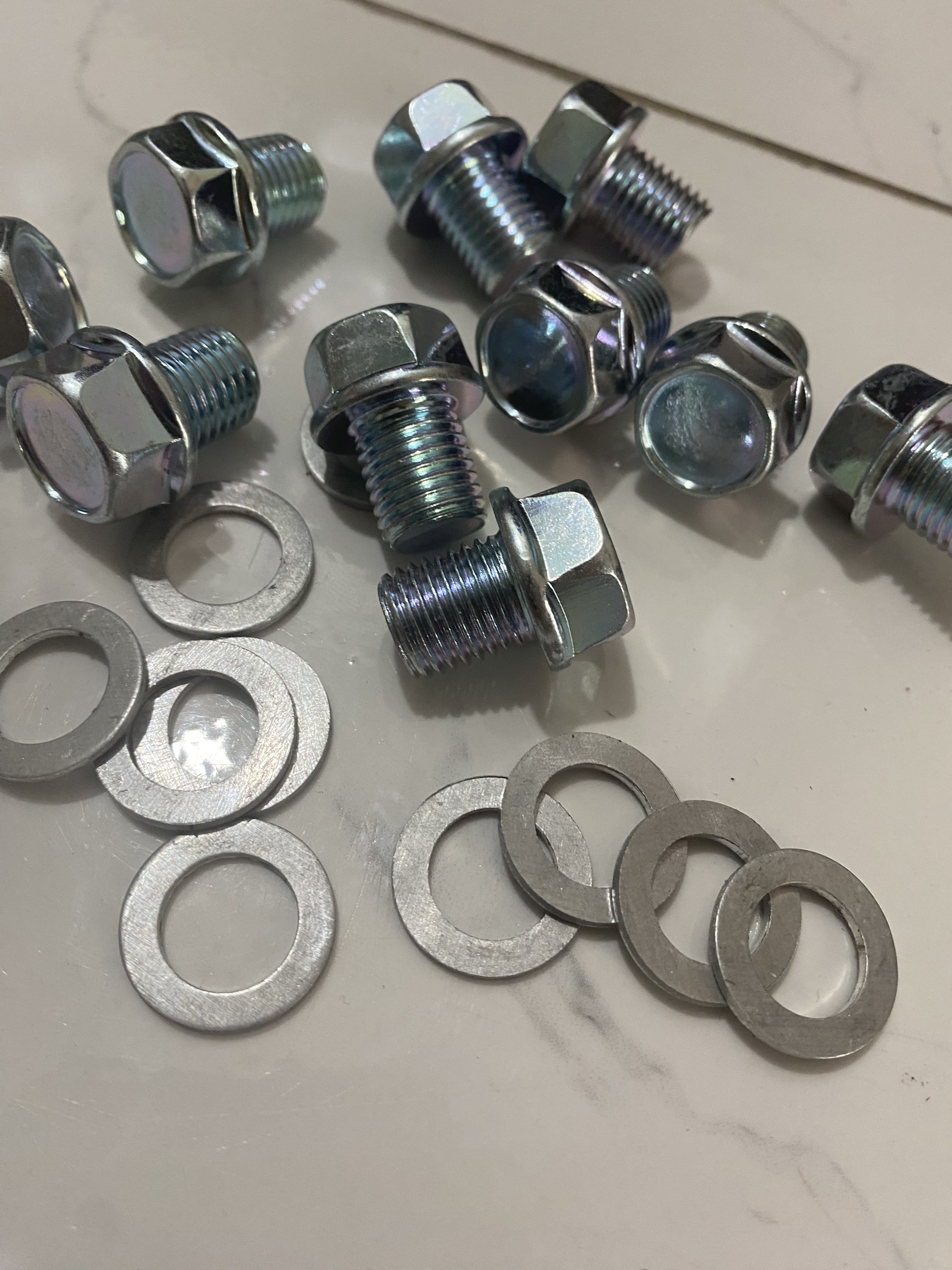Ốc Rốn Dầu Long Đen 13 Ly Xe Máy Bị Chờn