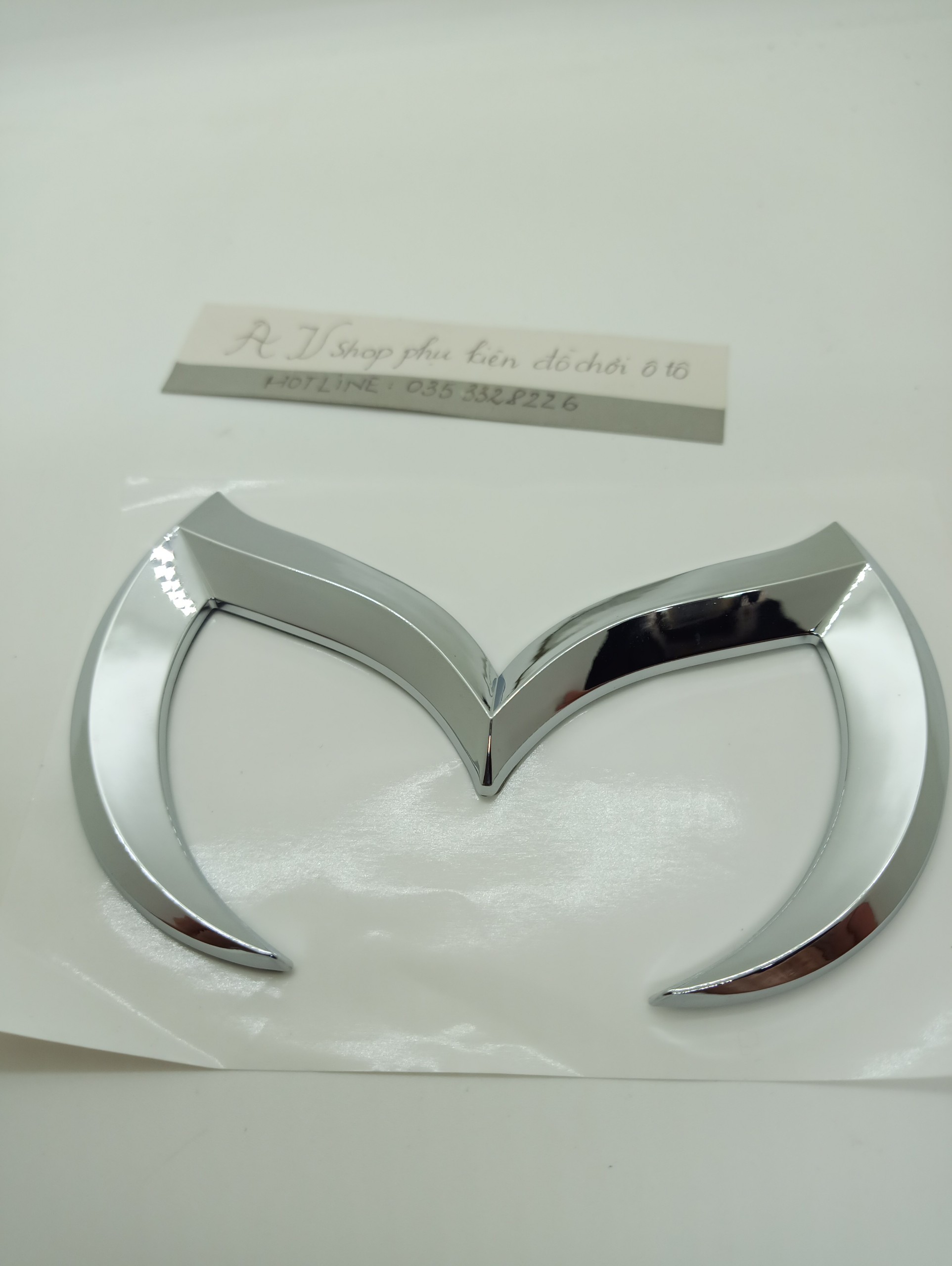 Miếng dán 3D logo Mazda khuyết