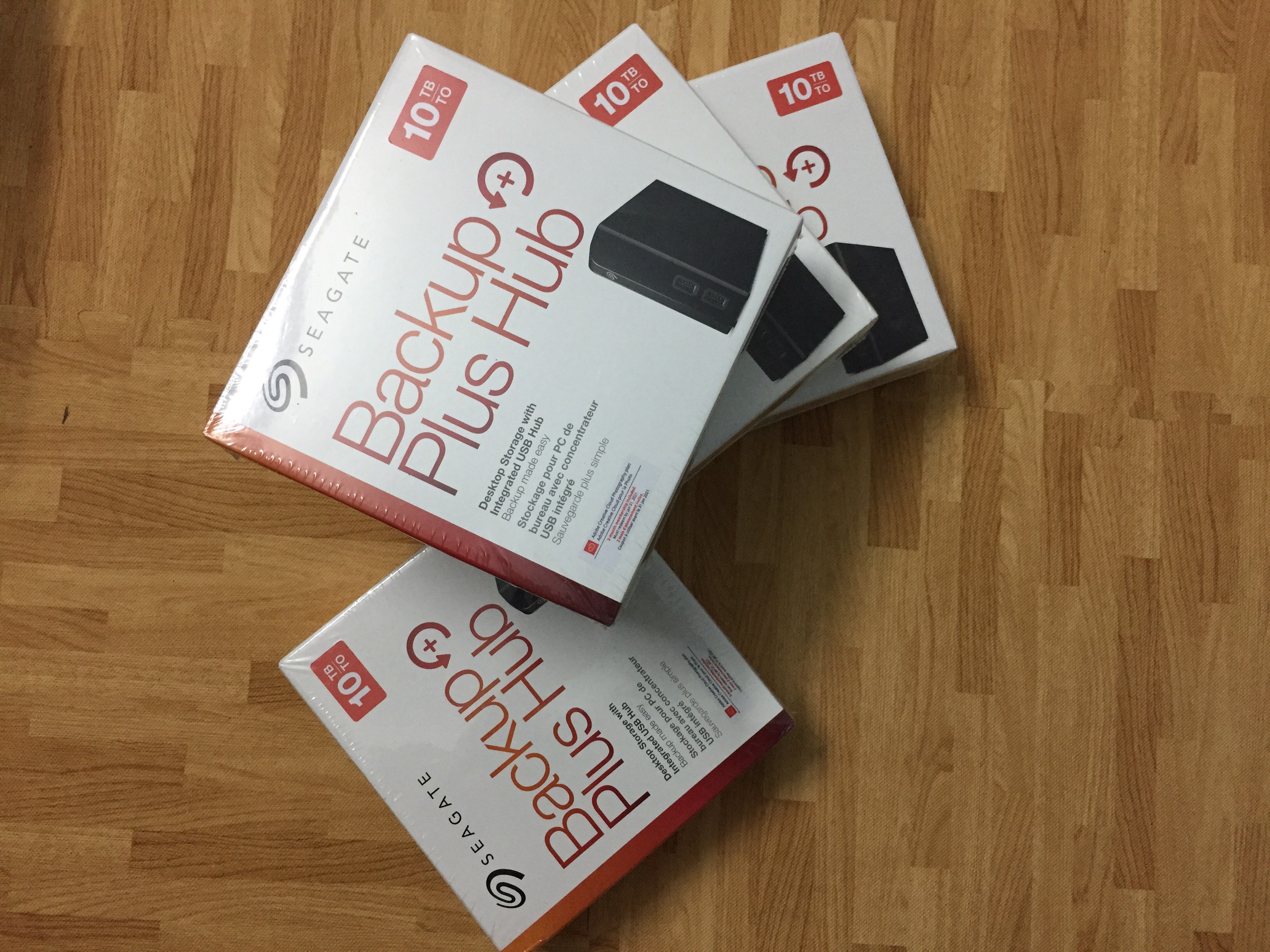Ổ cứng di động Seagate Backup Hub Plus 10T