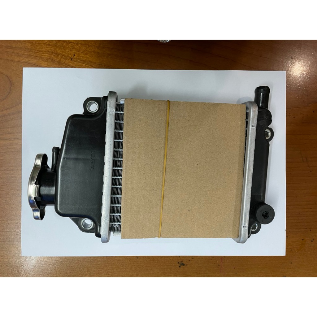 KÉT NƯỚC TẢN NHIÊT AIRBLADE 110