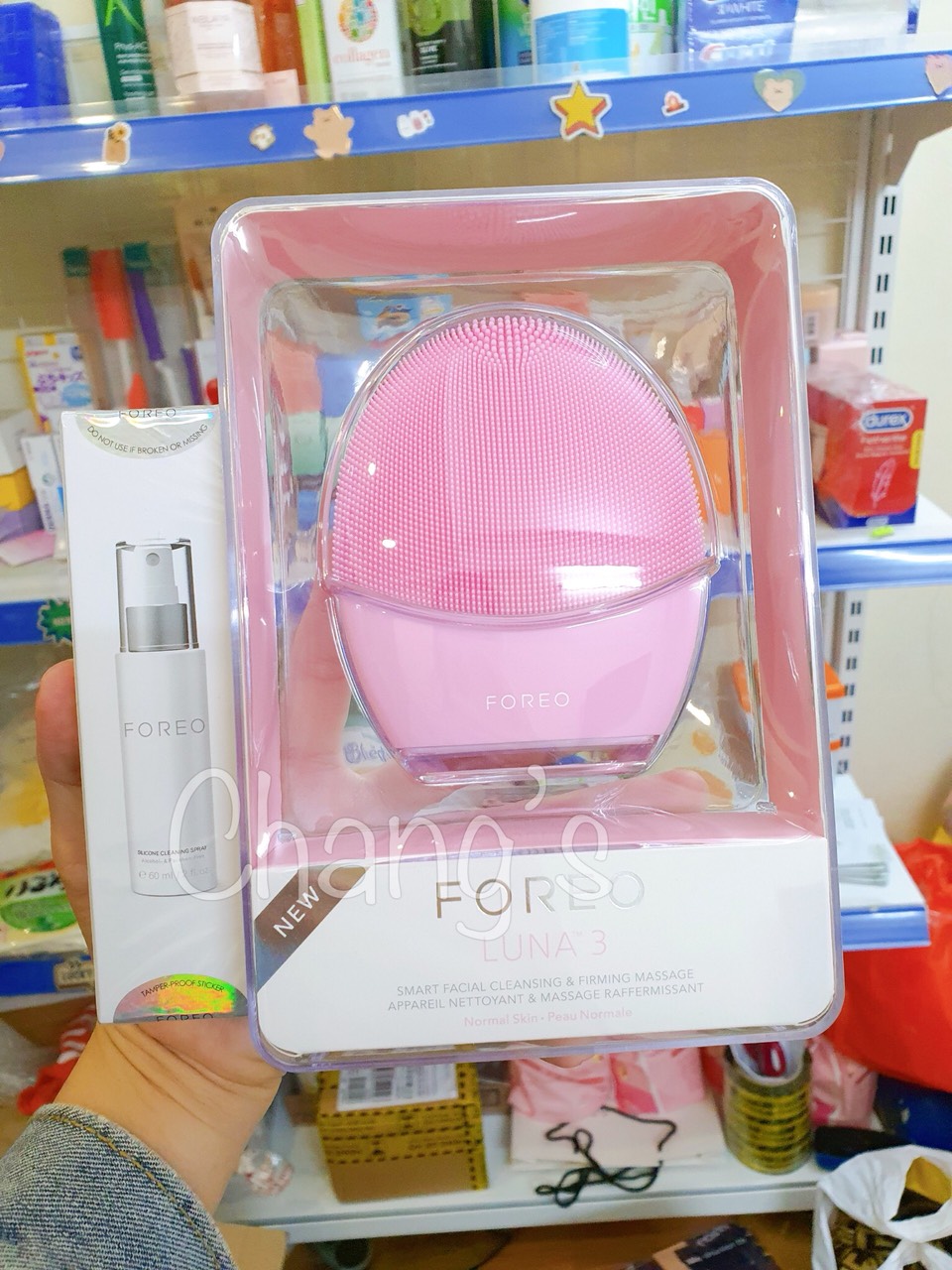 Xịt vệ sinh máy rửa mặt Foreo Silicon Cleansing Spray