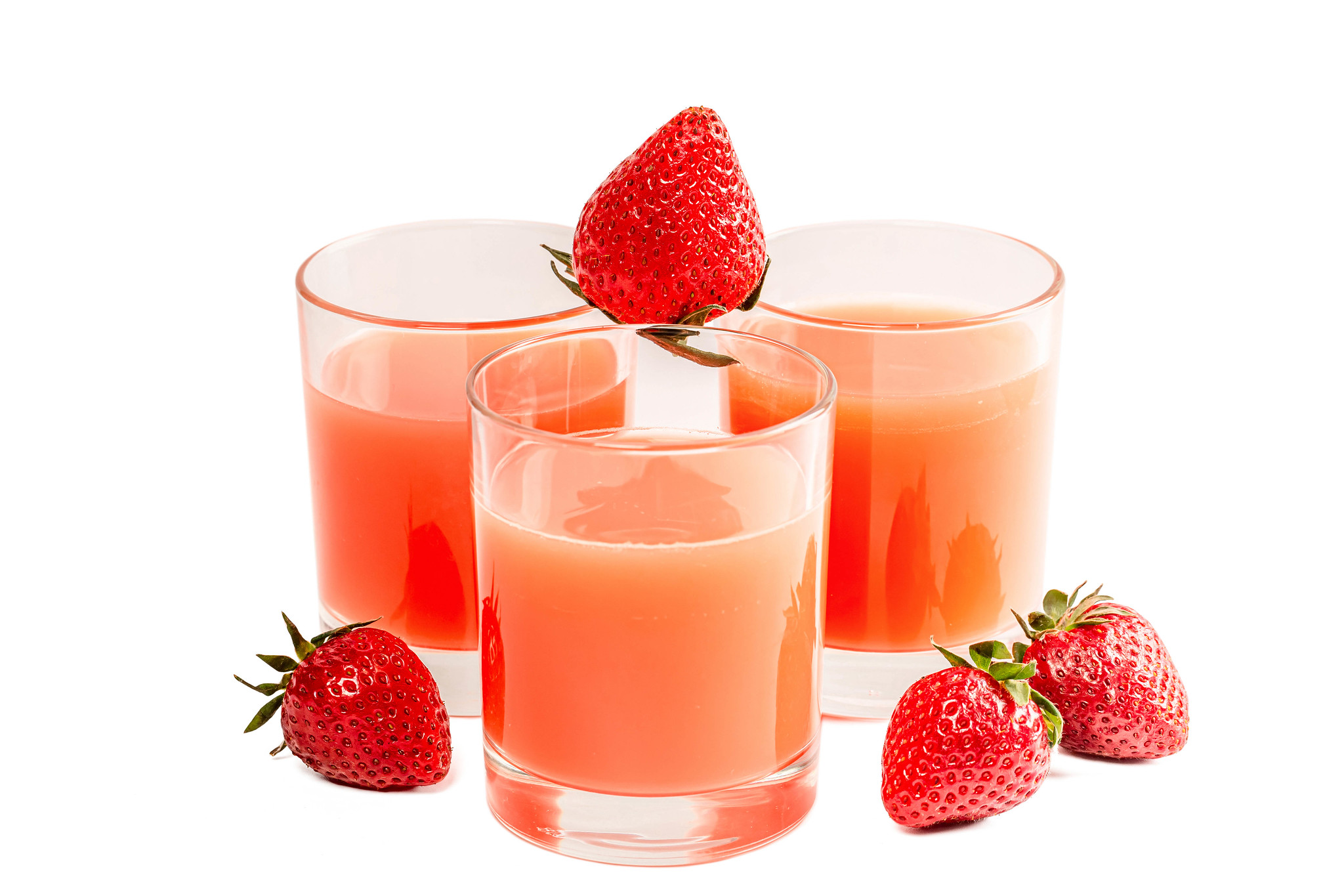 [Freeship MAX] Nước ép Dâu tây Đà Lạt chai 500ml