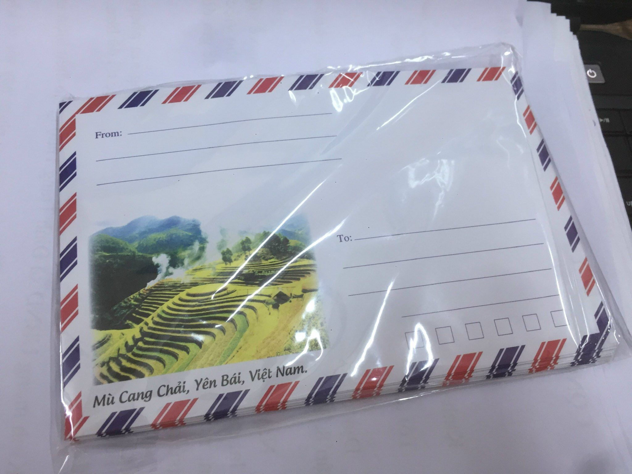 Bao thư sọc 11x19cm - Xấp 20 cái