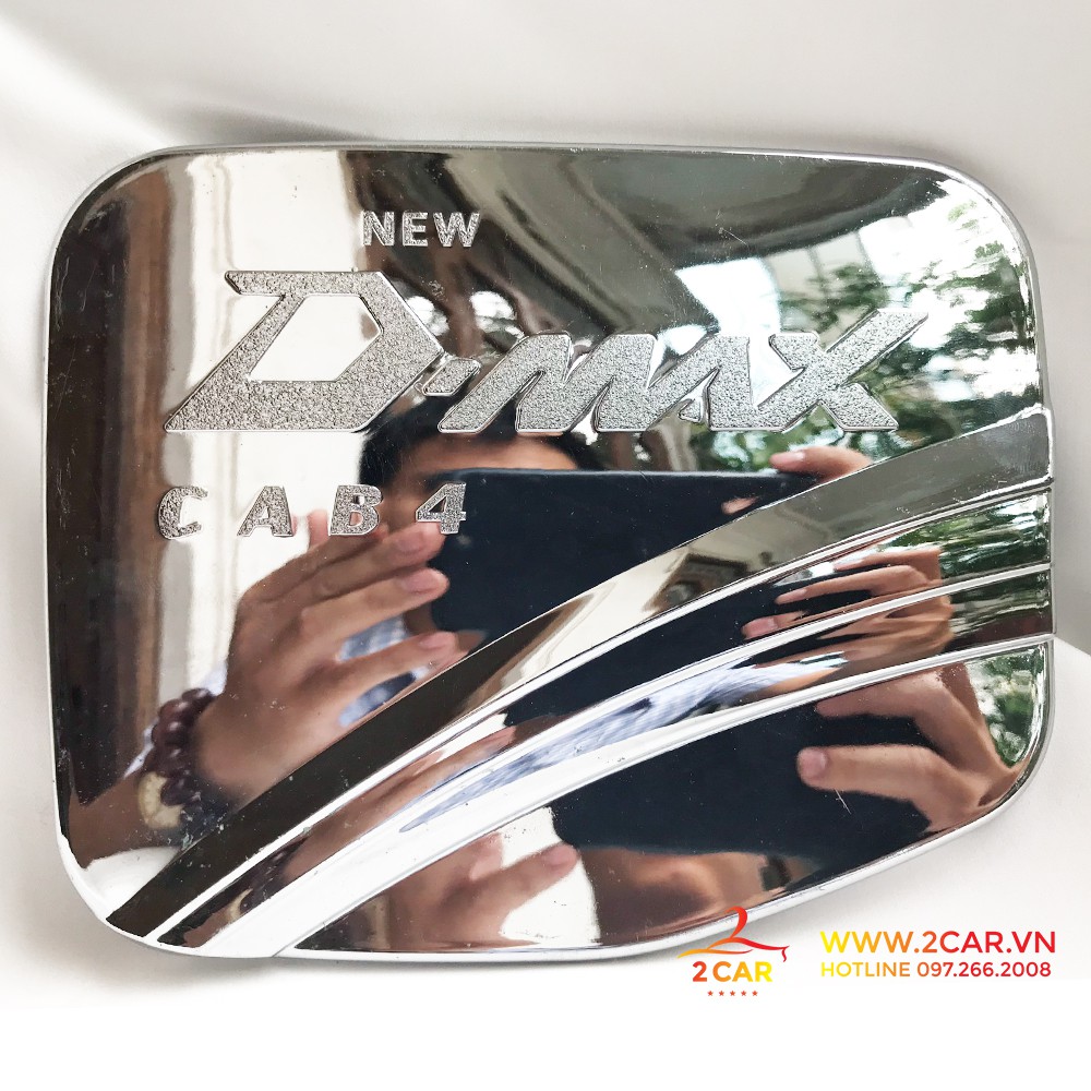 Ốp nắp bình xăng xe isuzu dmax