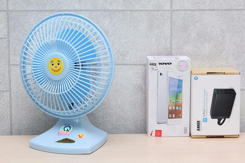 Quạt mini để bàn Lifan ( cắm điện trực tiếp 220V )