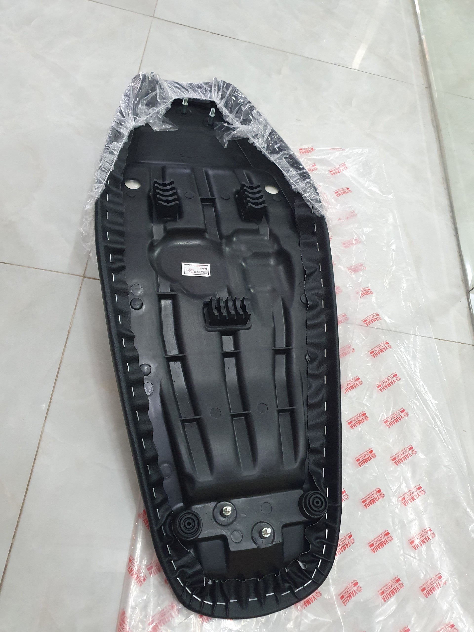 Yên Xe Ex135 Đời 2010 Chính Hãng
