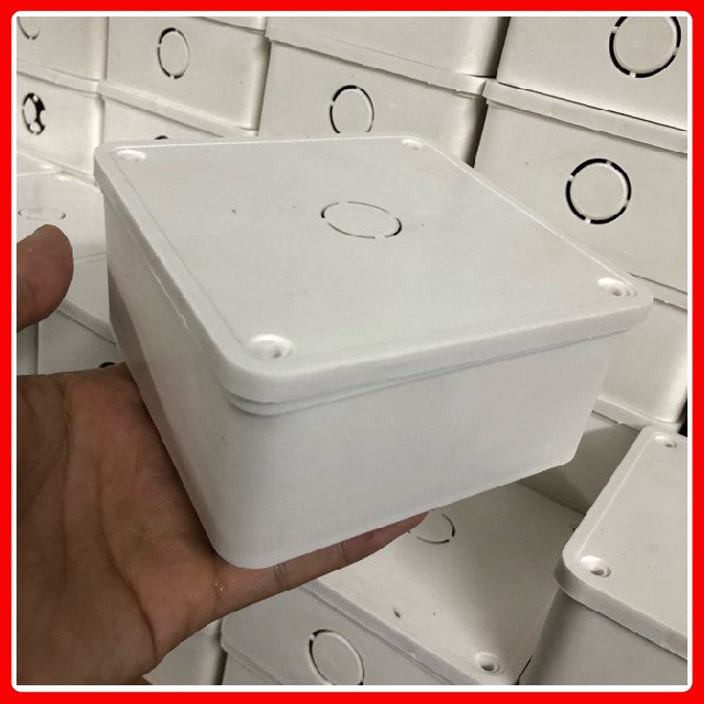Hộp kĩ thuật lắp camerea 12 x12cm