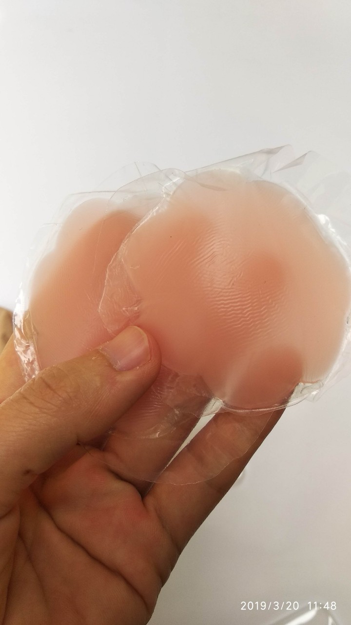 Hộp 2 miếng dán ti silicon siêu dính, hộp dán ti đỏ