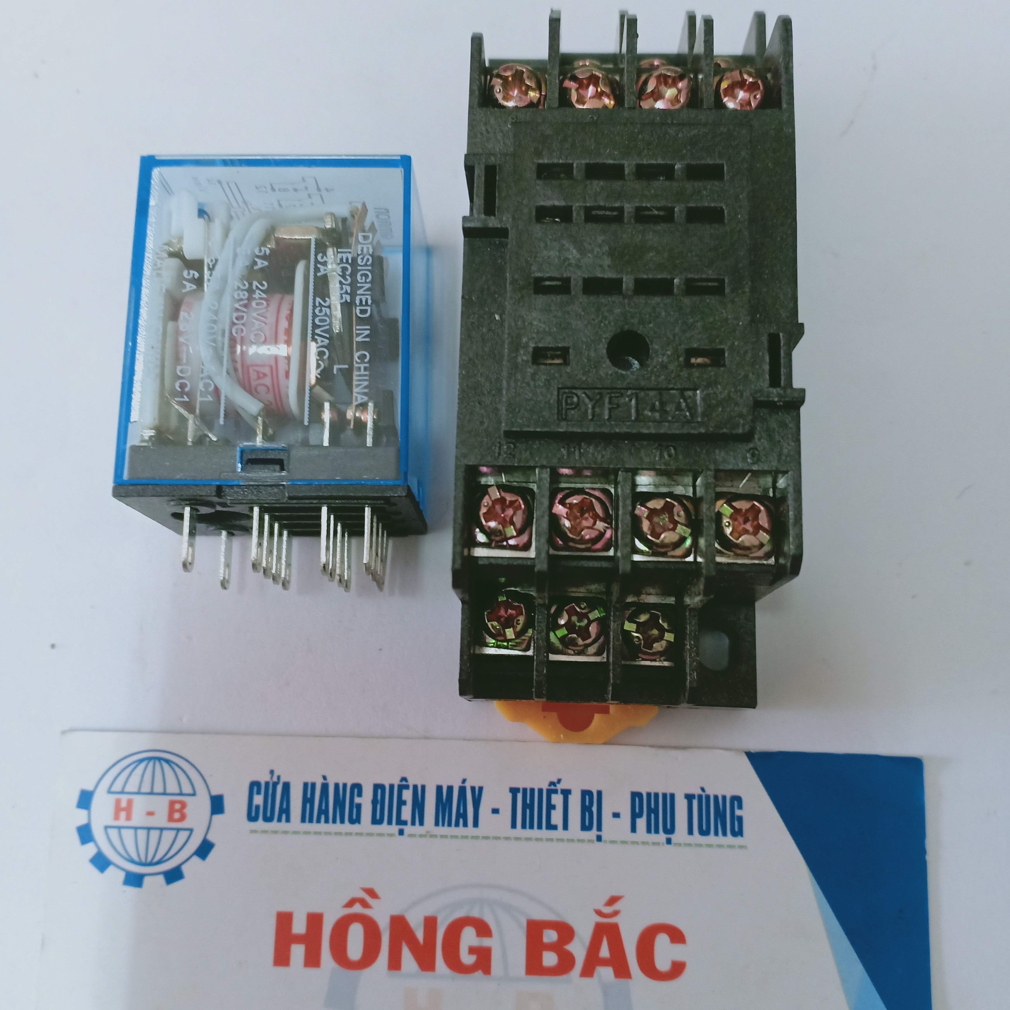 01 Rơ le trung gian Omron 14 chân 220V - kèm đế