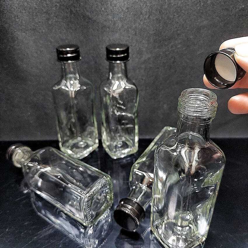 Chai Thủy Tinh Nhỏ 100ML (combo 5 cái) vuông cao nắp nhôm đen – Chai thủy tinh mini đựng thức uống - Vỏ Chai Rượu Mini