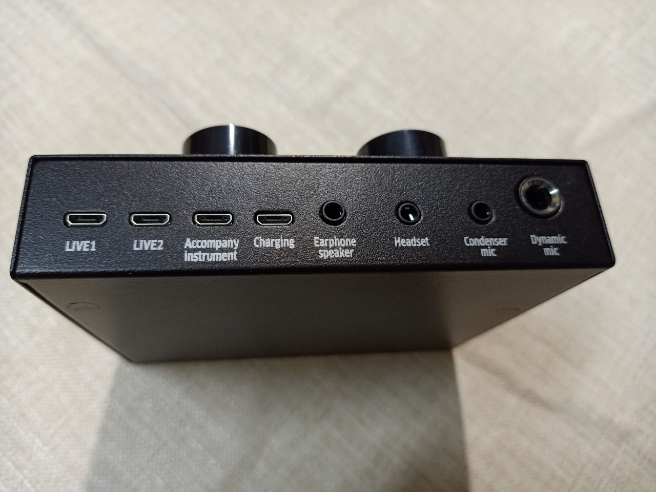 Combo Sound Card V8 Bluetooth và Mic BM900 Live Stream Thu Âm