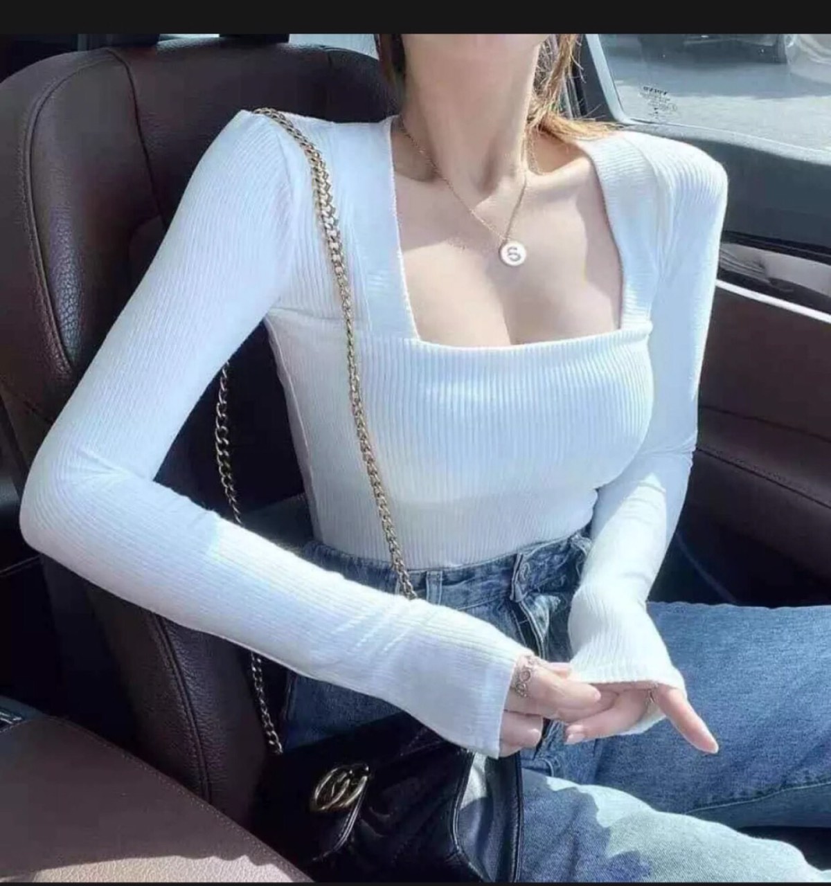 Áo thun dài tay cổ vuông ôm body sang chảnh fom đẹp