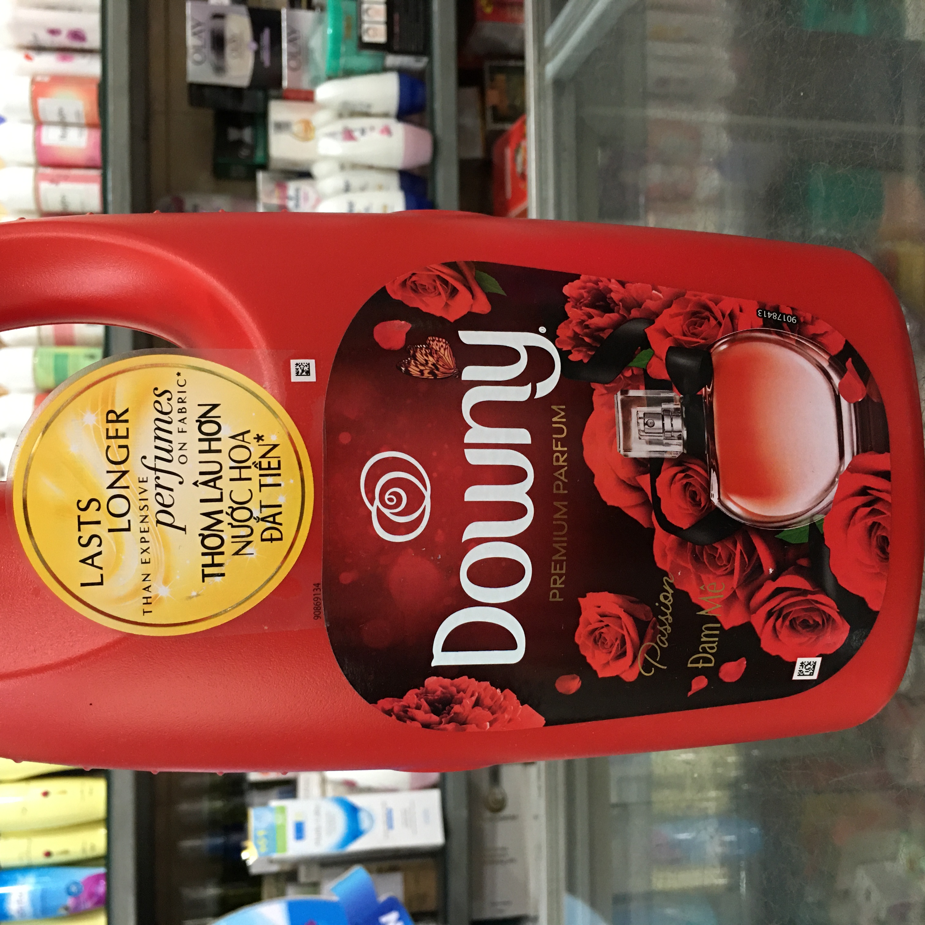 Nước Xả Vải Downy Đam Mê Chai 1.8L